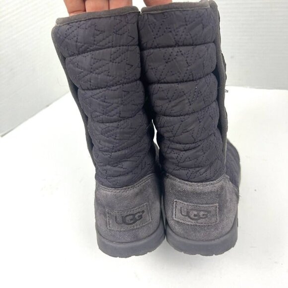 Ugg Boots Girls Sz 5 Purple Quilted Side Snap Closure Insulated Comfy Soft Cozy - Picture 4 of 10